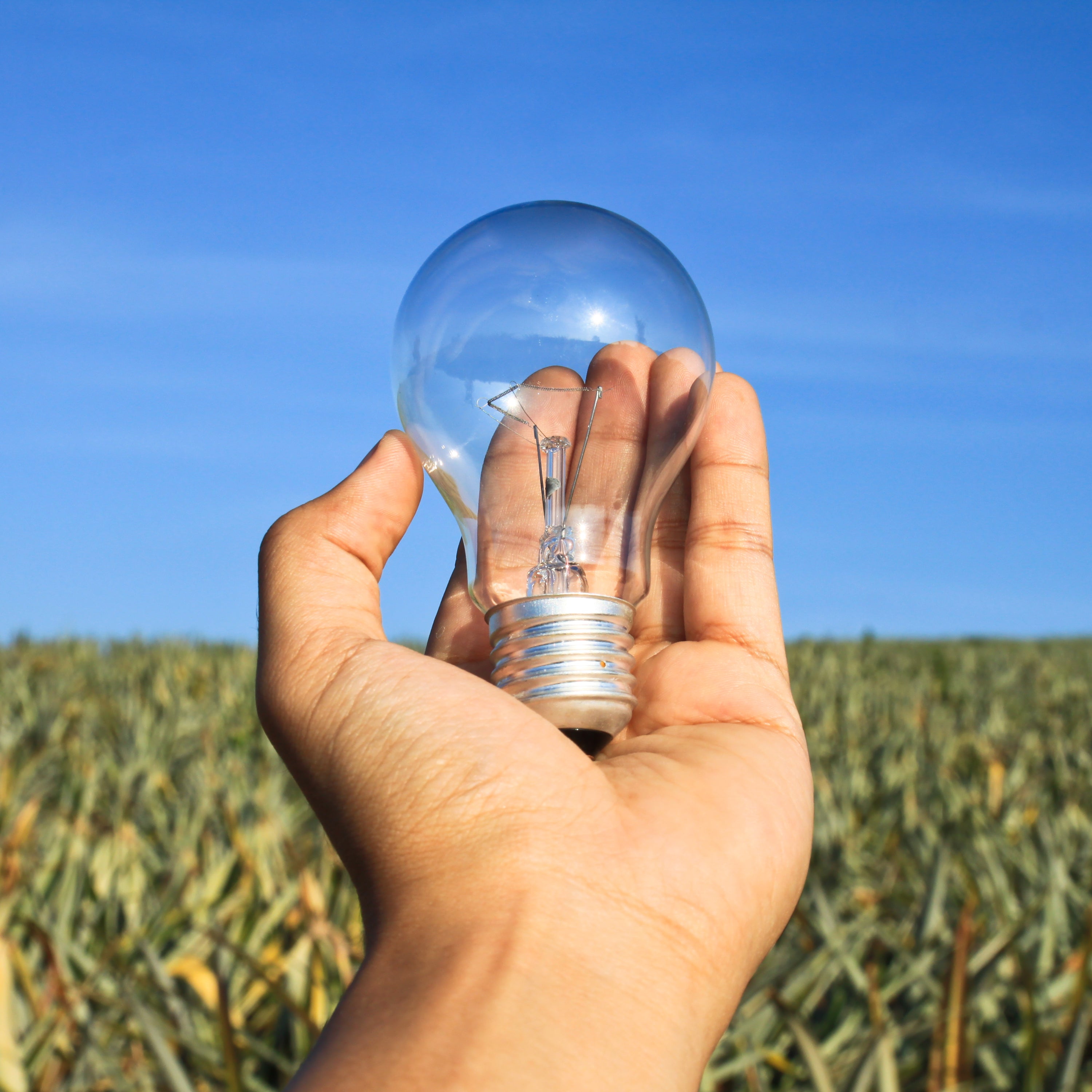 Quelle lampe solaire choisir ? 6 critères à connaître